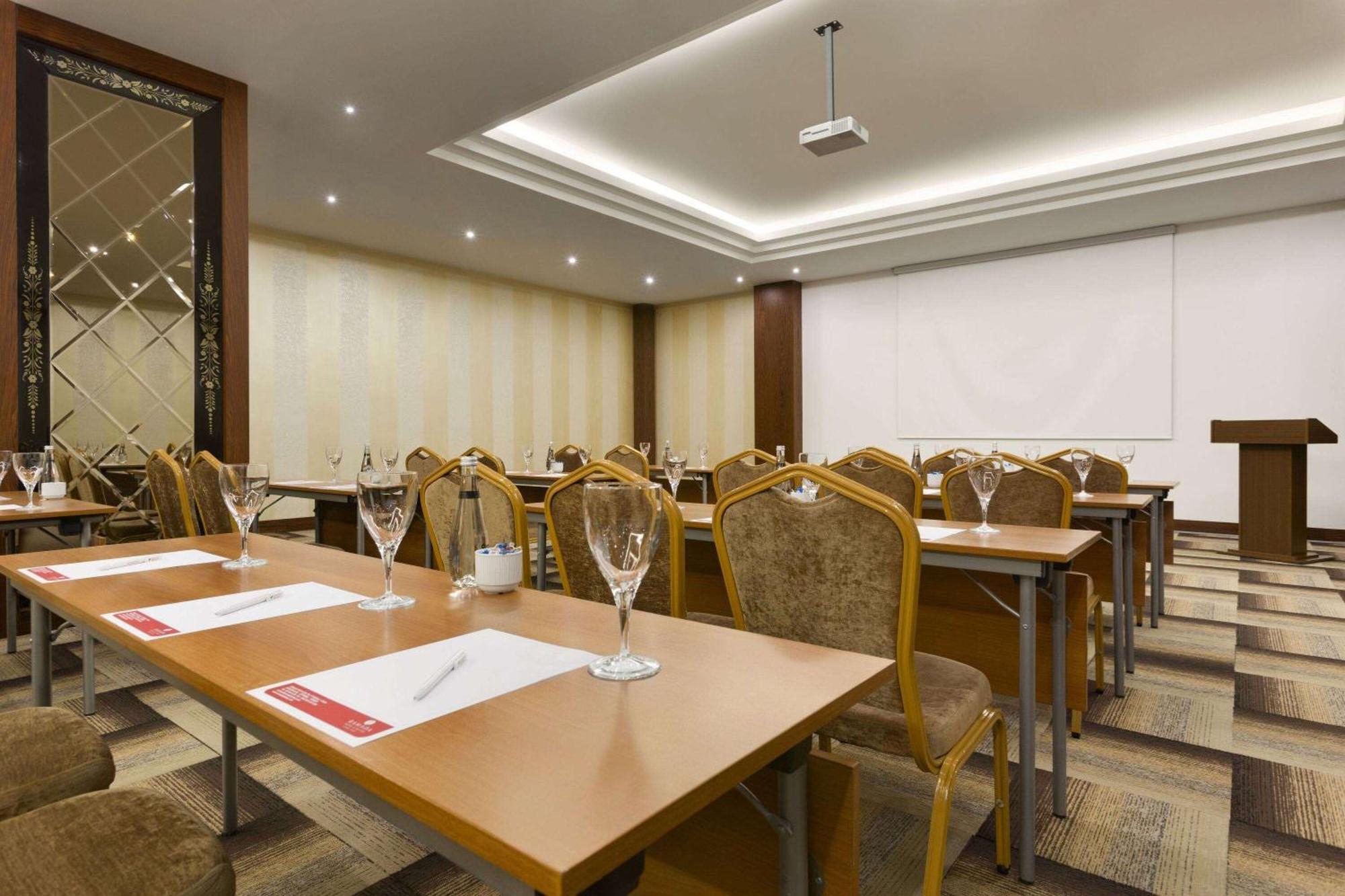 Hotel Ramada Plaza By Wyndham Istanbul Atakoy Zewnętrze zdjęcie